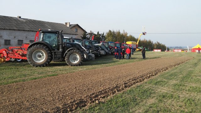 Valtra Demo Show