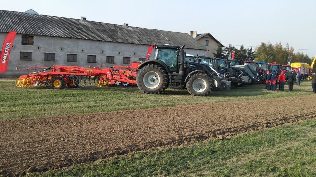 Valtra Demo Show